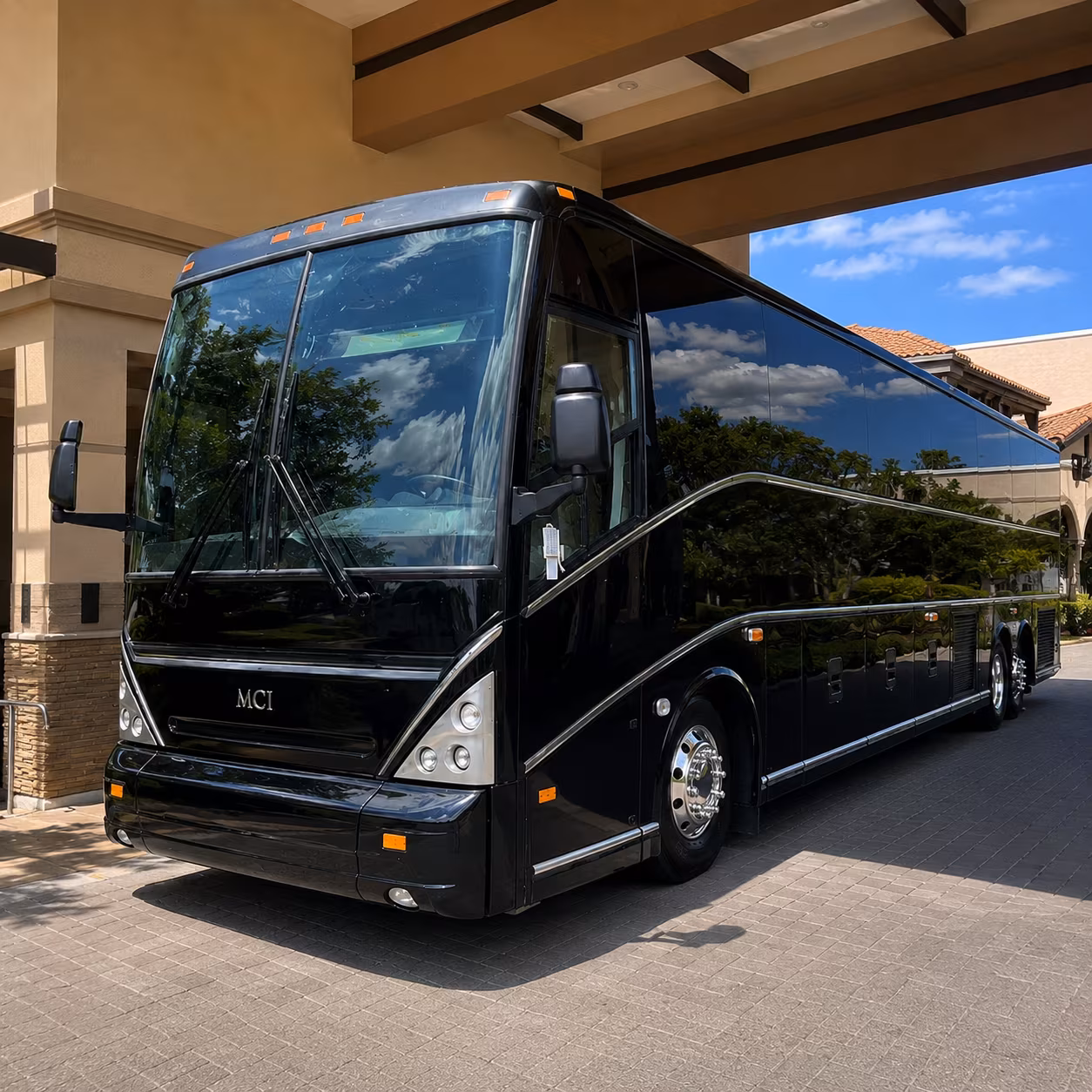 airport shuttle service between dayton and day cvg and cmh