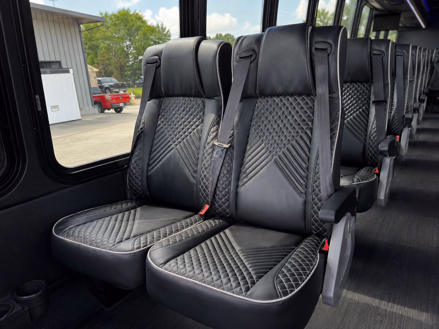 airport shuttles for out of town wedding guests